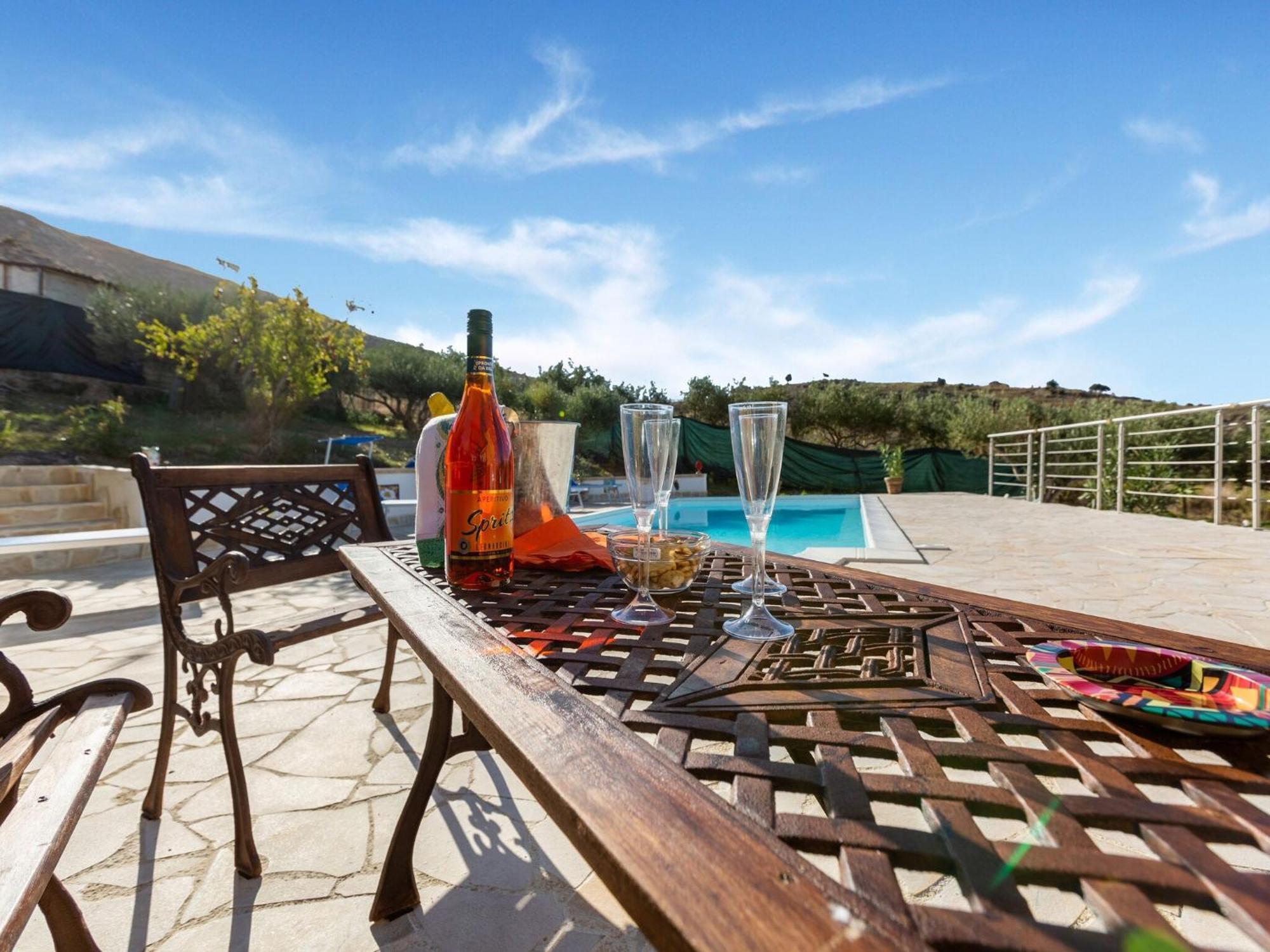 Ravishing Villa In Realmonte With Private Swimming Pool Екстериор снимка