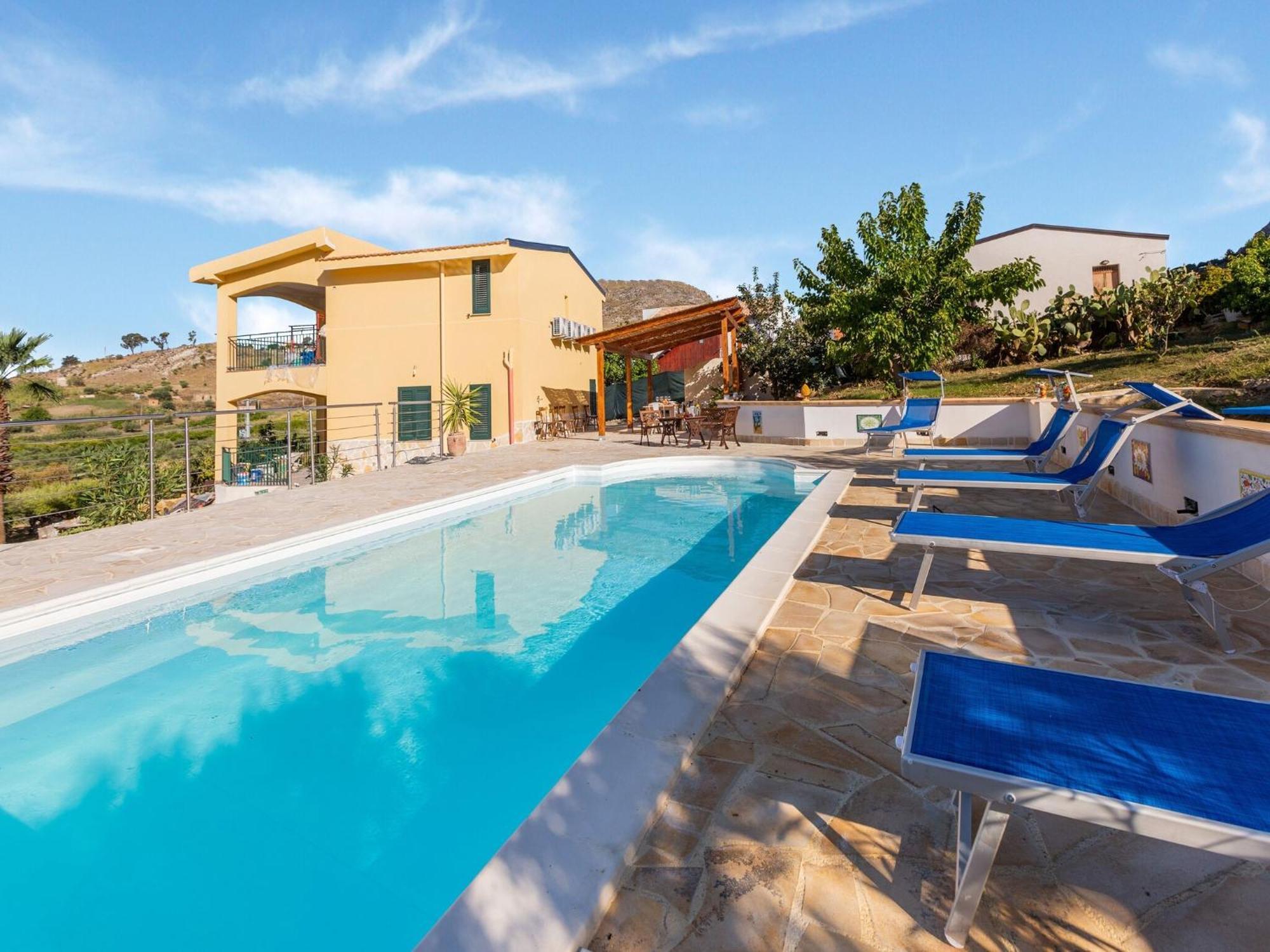 Ravishing Villa In Realmonte With Private Swimming Pool Екстериор снимка