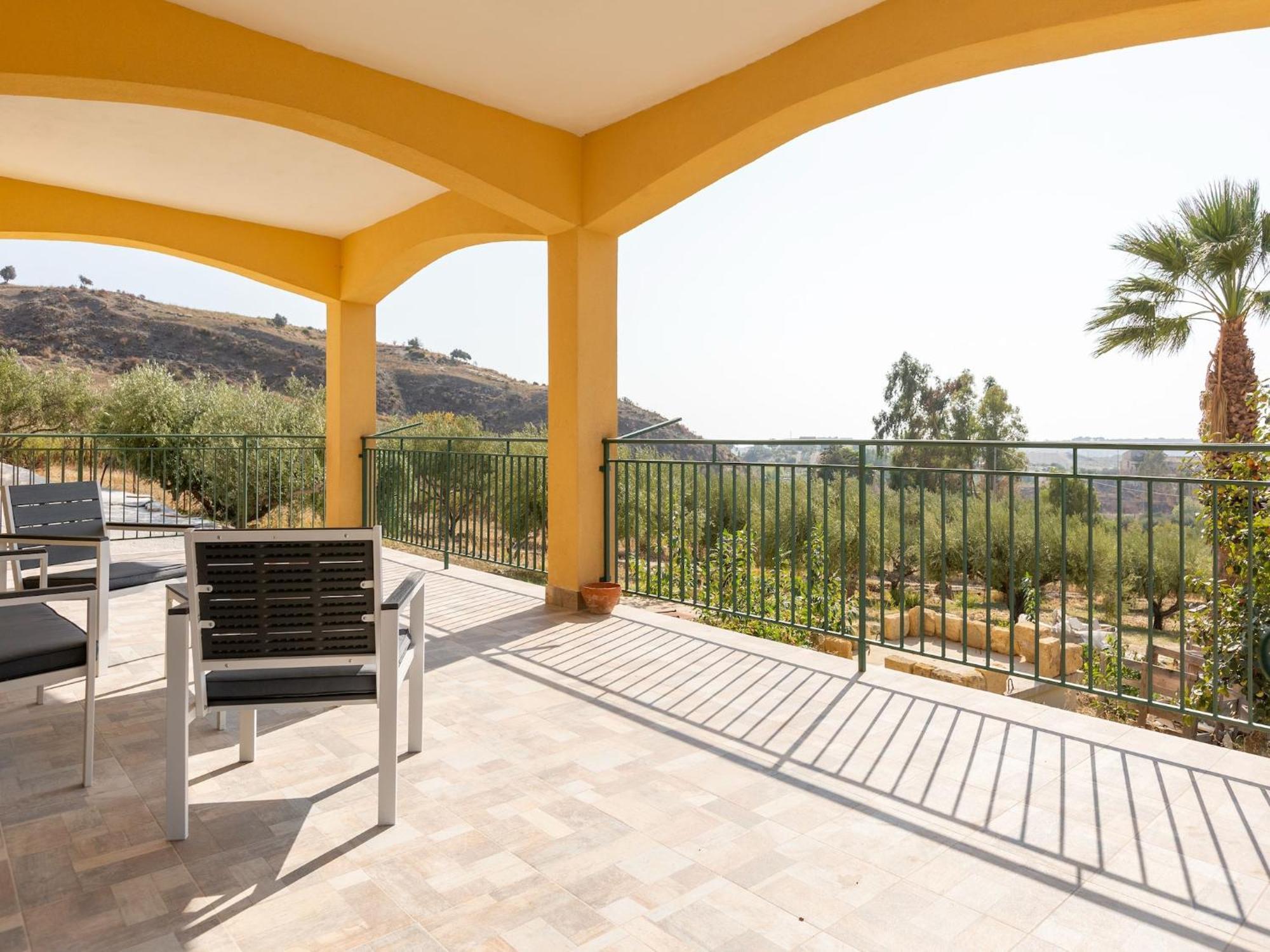 Ravishing Villa In Realmonte With Private Swimming Pool Екстериор снимка
