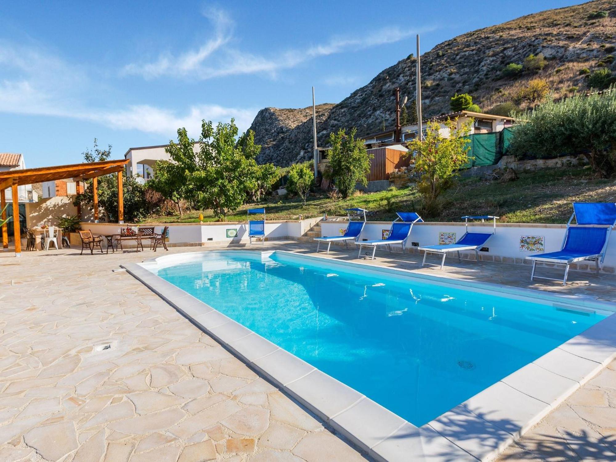 Ravishing Villa In Realmonte With Private Swimming Pool Екстериор снимка